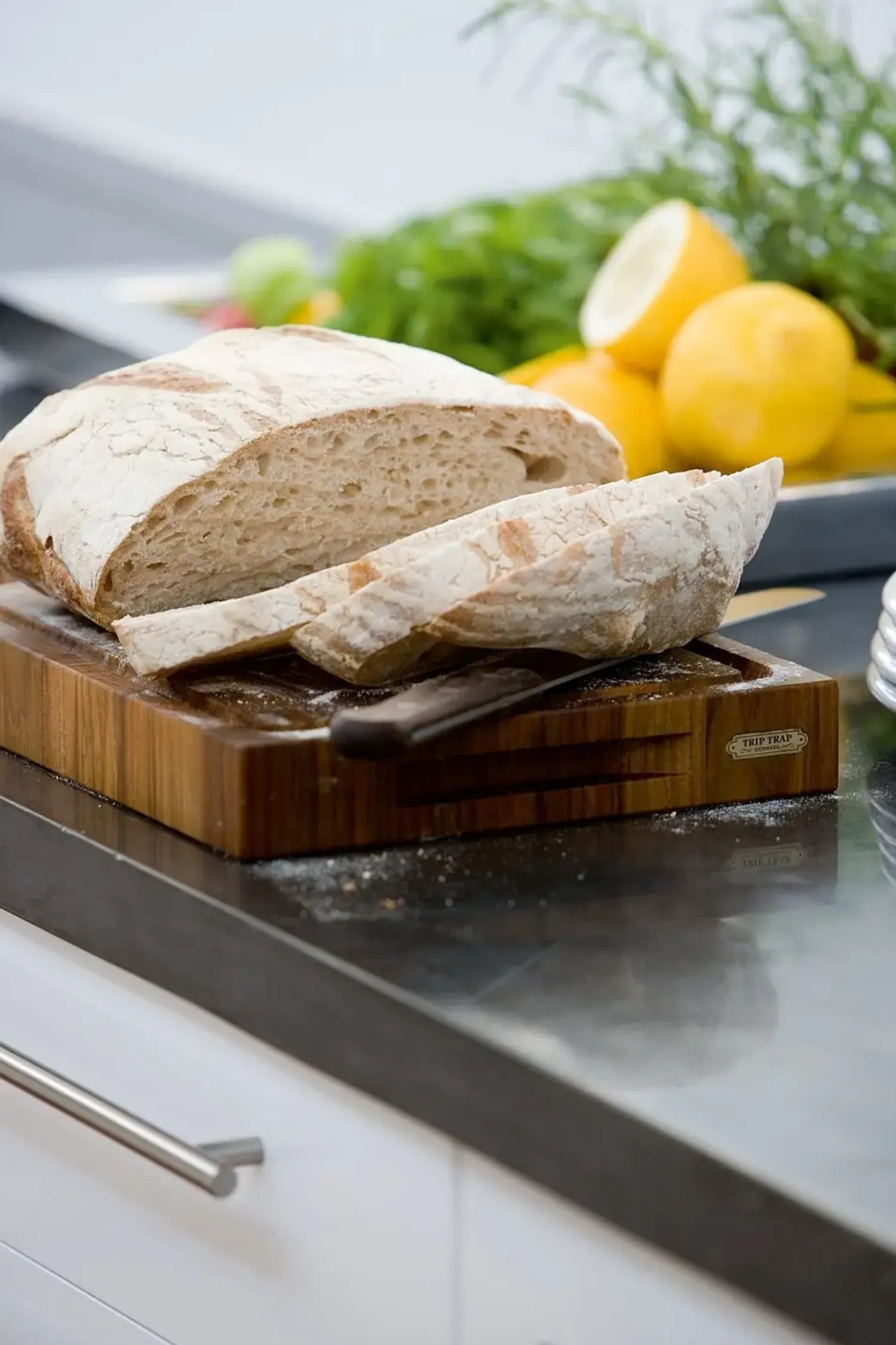 Fritz Hansen - Skærebræt - Dania - 24 x 35 cm - Teak*Fritz Hansen Clearance