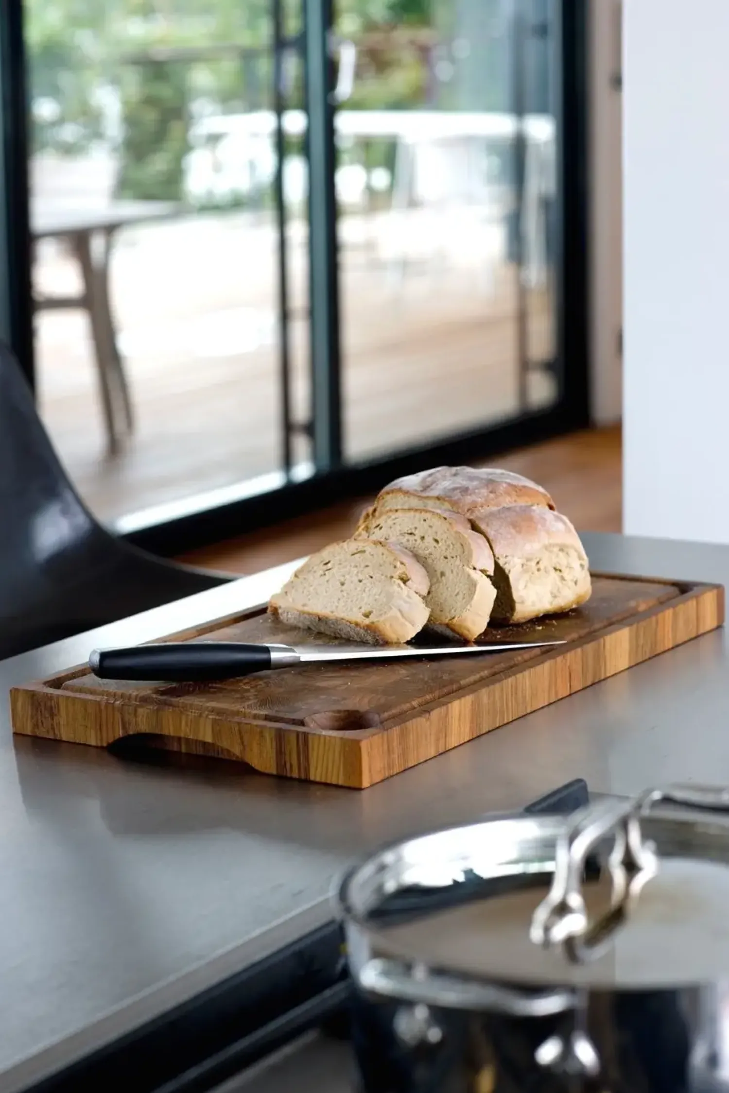 Fritz Hansen - Skærebræt - Dania - 27 x 50 cm - Teak^Fritz Hansen Outlet