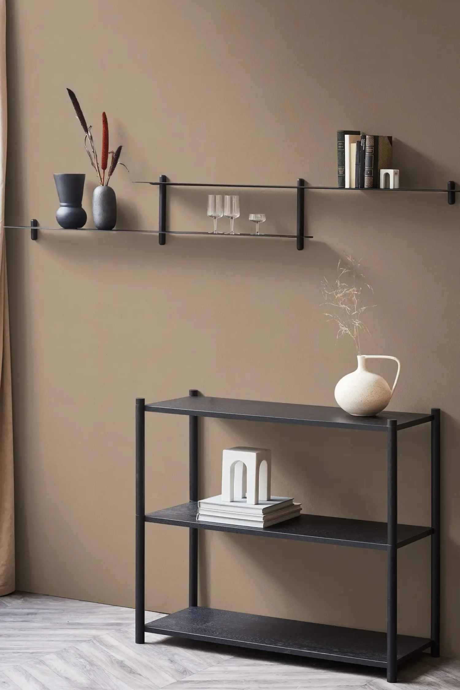 - NIVO H HYLDE - Sort og sort ask - 172 cm^Gejst Best