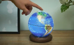 - Atlas Globe Lamp - Darkblue Mini Walnut base^Gingko New