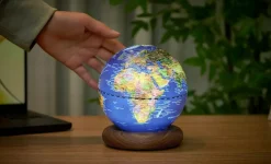 - Atlas Globe Lamp - Darkblue Mini Walnut base^Gingko New