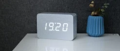 - Brick Click Clock Aluminium / White LED^Gingko Hot