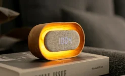 - Lumos Clock - Vækkeur - Hvid ask*Gingko