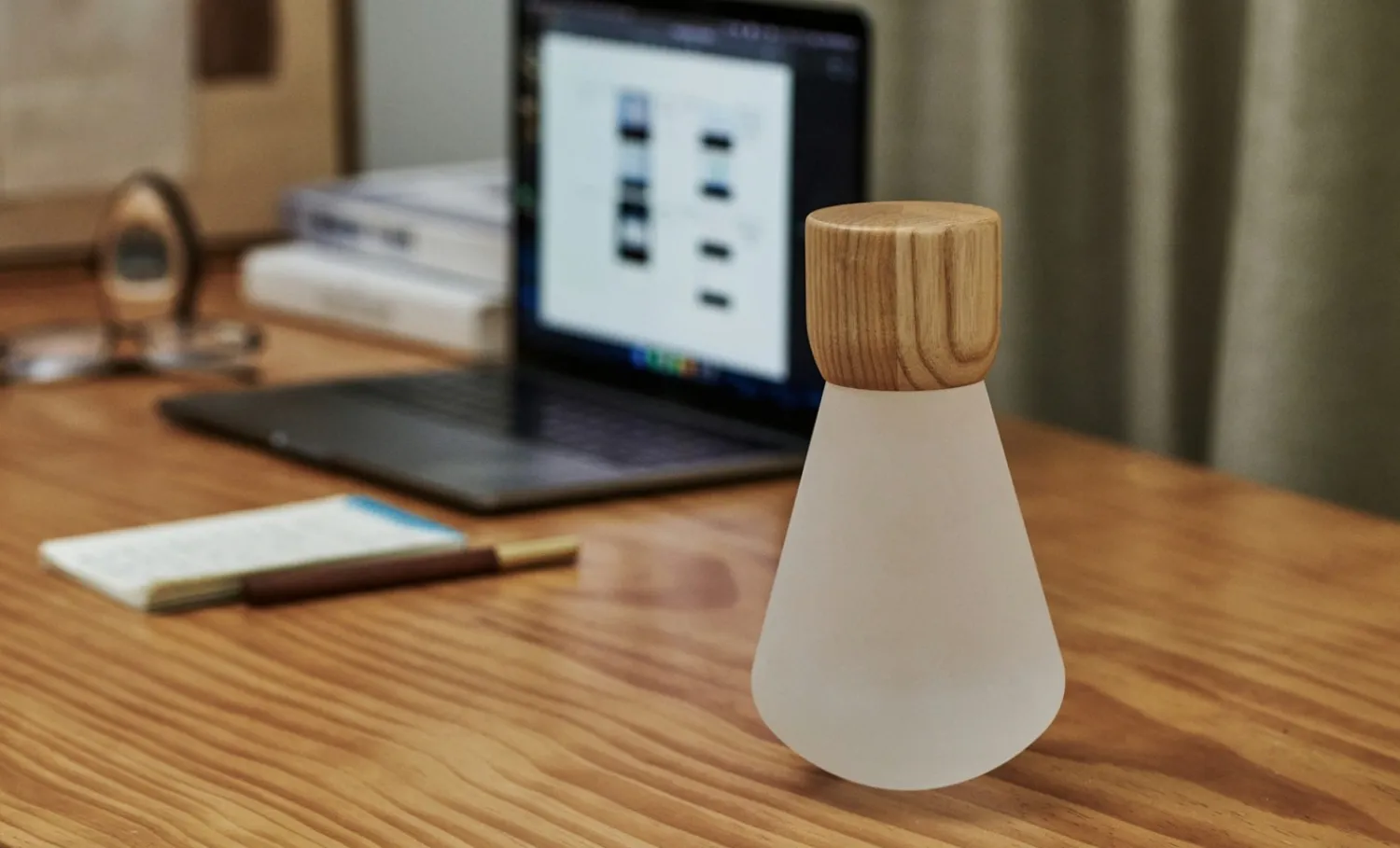 - Pentagon Light bulb Lamp Large White Ash Wood*Gingko Hot