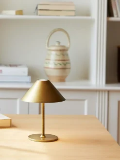 Halo Design - Bordlampe (ude eller inde) - Hygge - Antigue Messing*Halo Design Copenhagen Sale