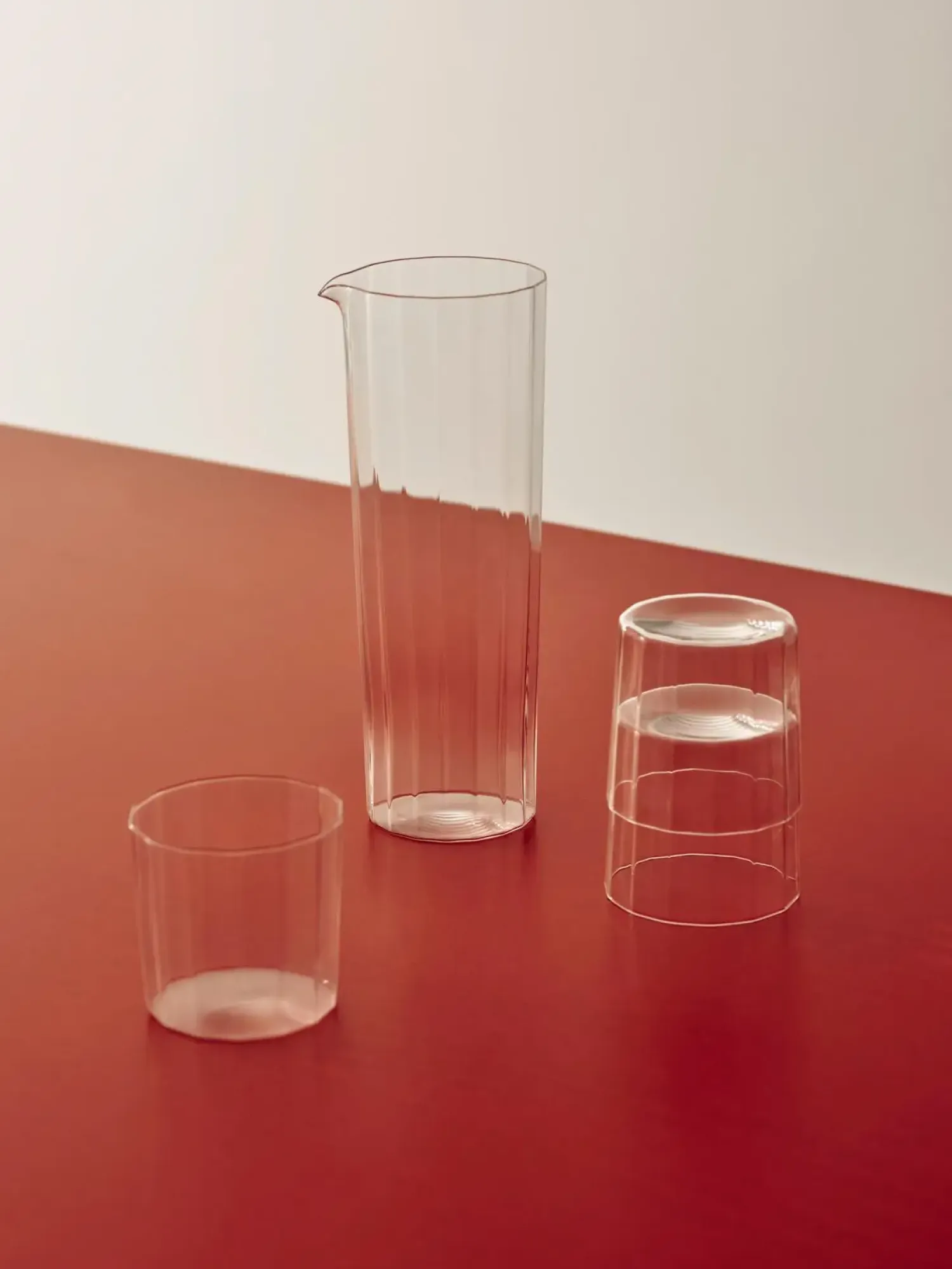 - Angle Carafe - 0,9 litre - Clear*Hay New