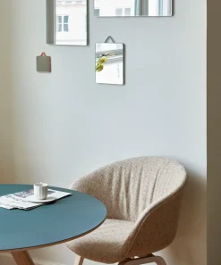 - Bord - CPH25 - Grøn / Matlakeret eg - Ø 140 cm*Hay Outlet