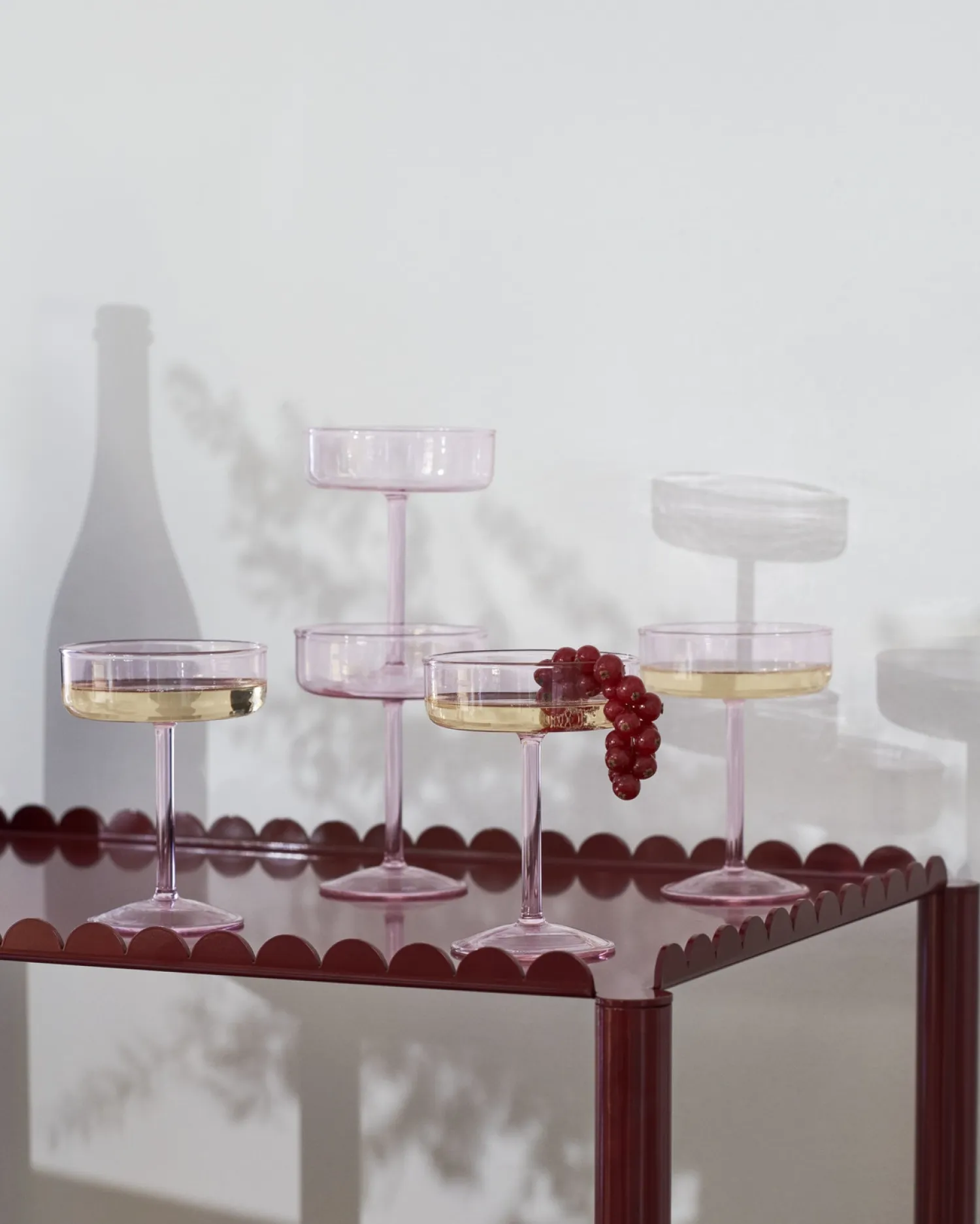 - Cocktail glas - Tint Coupe Glass - 2 stk. - Pink^Hay