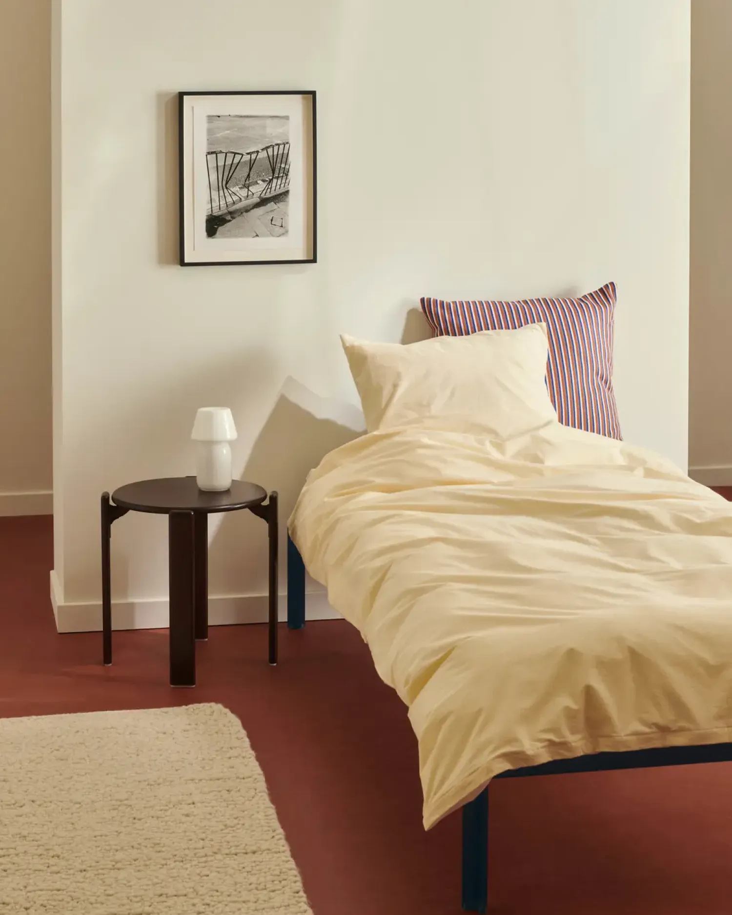 - Connect Bed - Sengeramme - Mørkeblå - 160 x 200 cm^Hay Discount