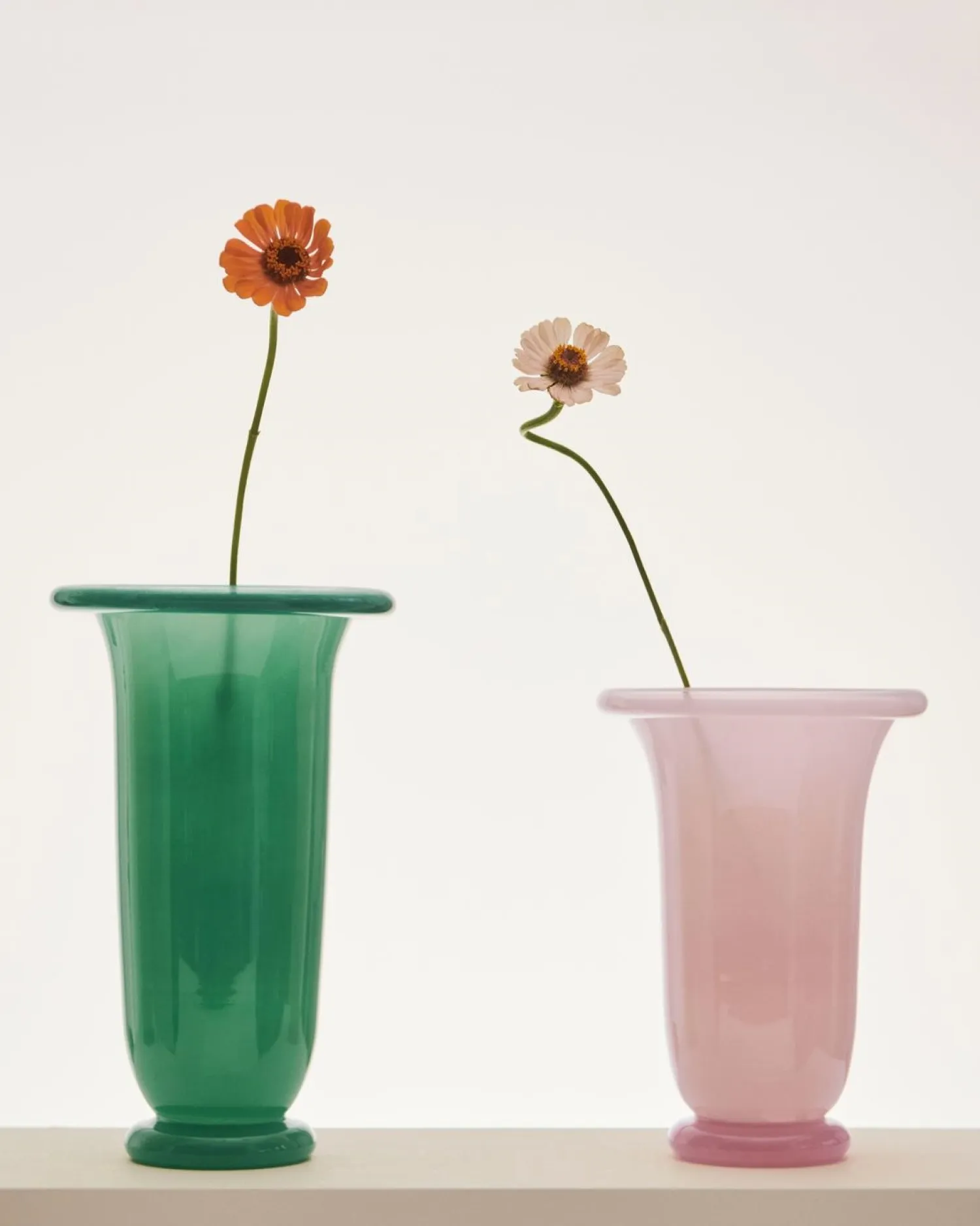 - Empire Vase - Medium - Light Pink - Light pink with pink base - 749*Hay Hot