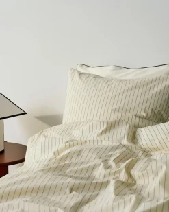 - Fineline Duvet Cover - 140 x 200 - Ivory*Hay Sale