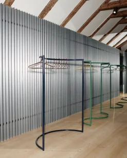 - garderobestativ - Colour Rack - C-Shape - Standard Grey / grå*Hay New