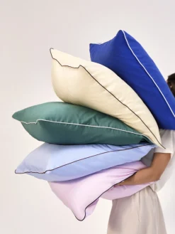 - Pudebetræk - Outline Pillow Case - Soft blue - 63x60 cm*Hay Outlet