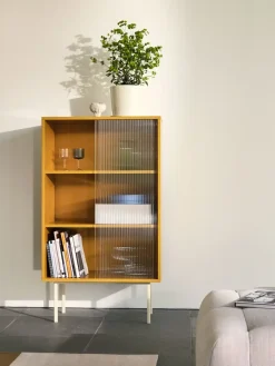 - Reol til Gulv med Glaslåger - Colour Cabinet - Gul - Høj model, B75 X D39 X H130 cm*Hay New