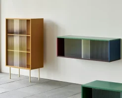 - Reol til Væg med Glaslåger - Colour Cabinet - Multi - Medium^Hay New