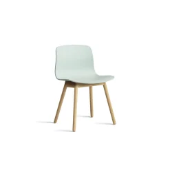 - Spisebordsstol - AAC 12 - About a chair - Dusty Mint 2.0 - Ben: eg/vandbaseret lak^Hay Discount