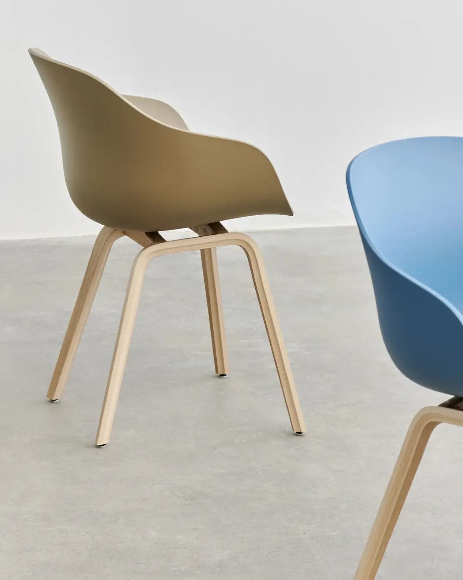 - Spisebordsstol - AAC 222 - About a Chair - Fall Green 2.0 - Ben: eg/vandbaseret lak^Hay Discount