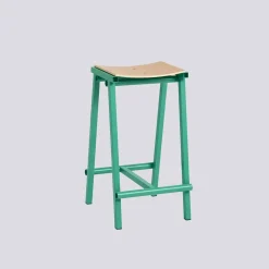 - Taburete 8 Bar Stool - Jade Green - Lacquered Oak Veneer Seat - Lav model 65 cm*Hay New