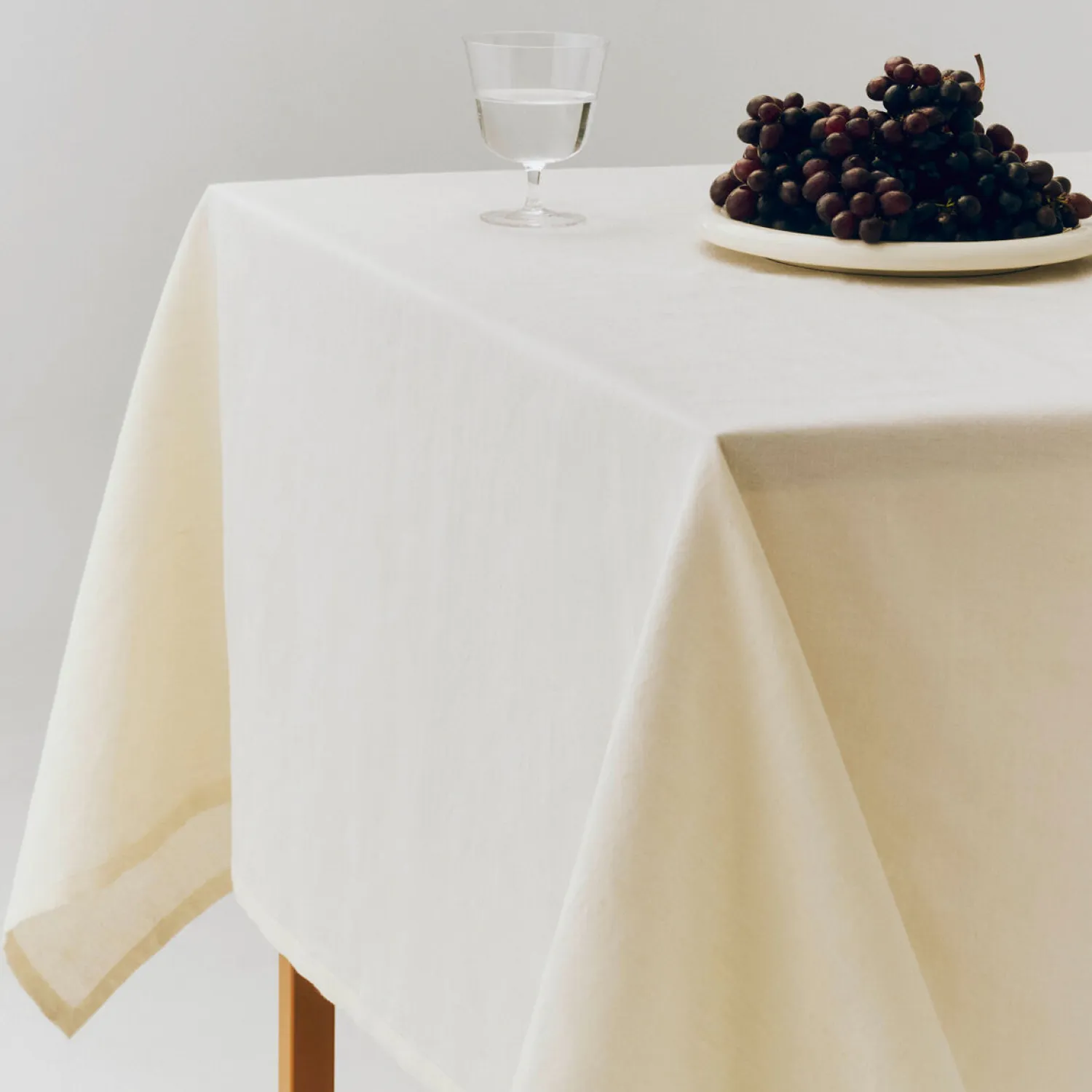 - Terrazza Tablecloth - L230 - Soft Olive^Hay Discount