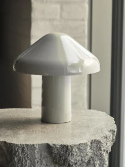 - Transportable Bordlampe - Pao Portable - Red^Hay