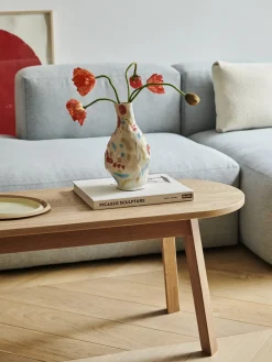 - Triangle Leg Bench - Eg med vandbaseret lak - L200*Hay Outlet