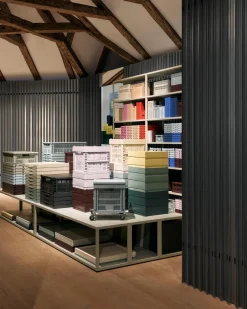 Colour Crate - Medium Square - Dark green*Hay Online