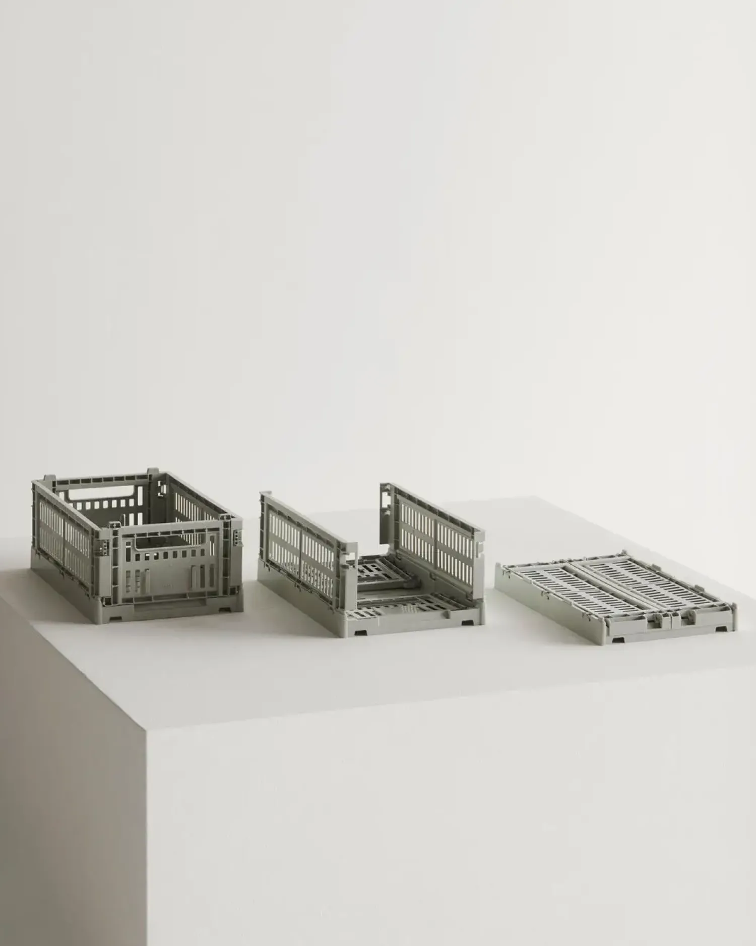 Colour Crate - Small - Grey^Hay Clearance