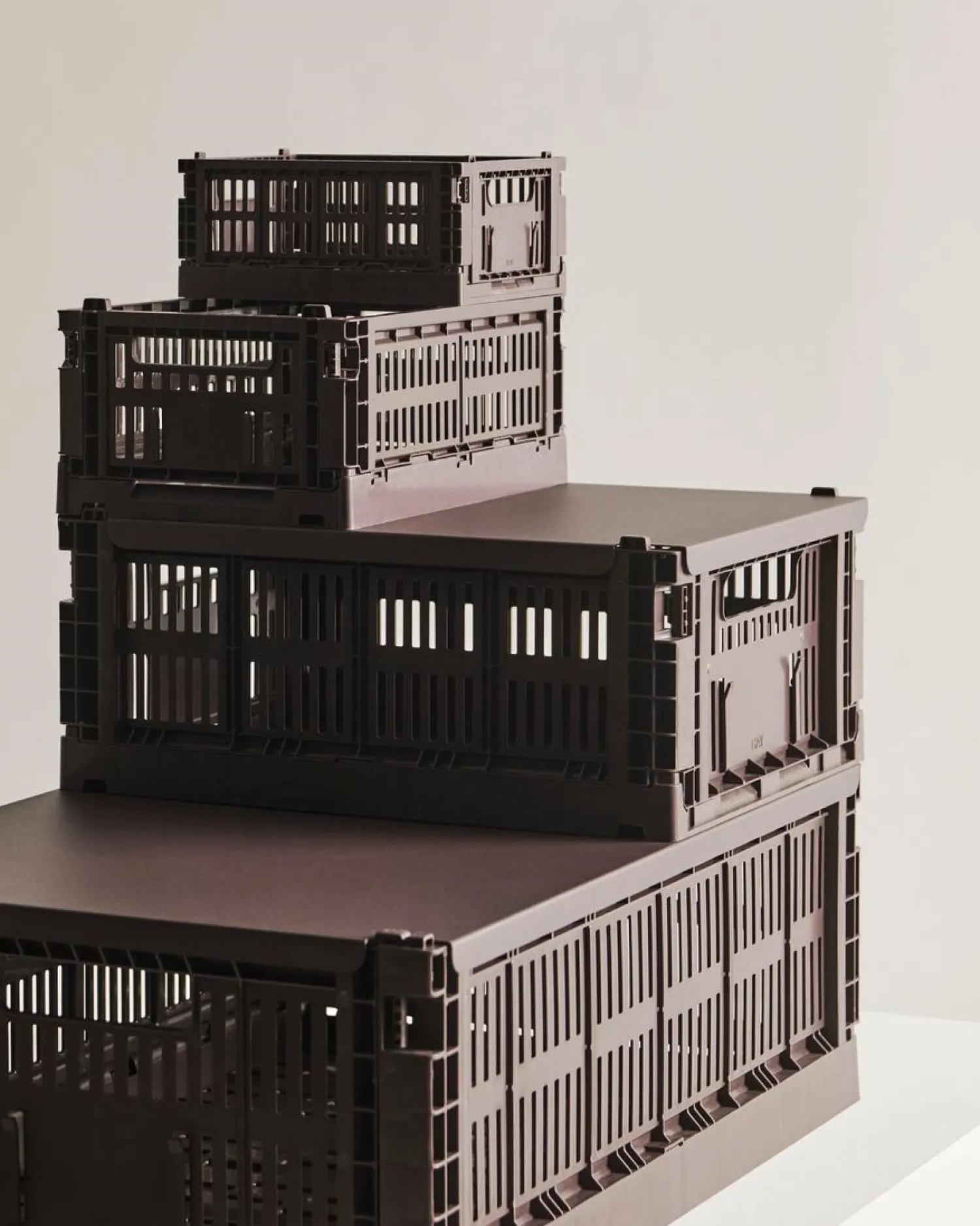 Colour Crate Lid Metal - Large - Bordeaux*Hay Online