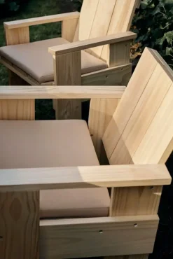 Crate Dining Chair - Lakeret fyrretræ / Lacquered pinewood*Hay Sale