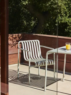 havestol - Palissade spisebordsstol - lysegrå - sky grey - Dining arm chair*Hay