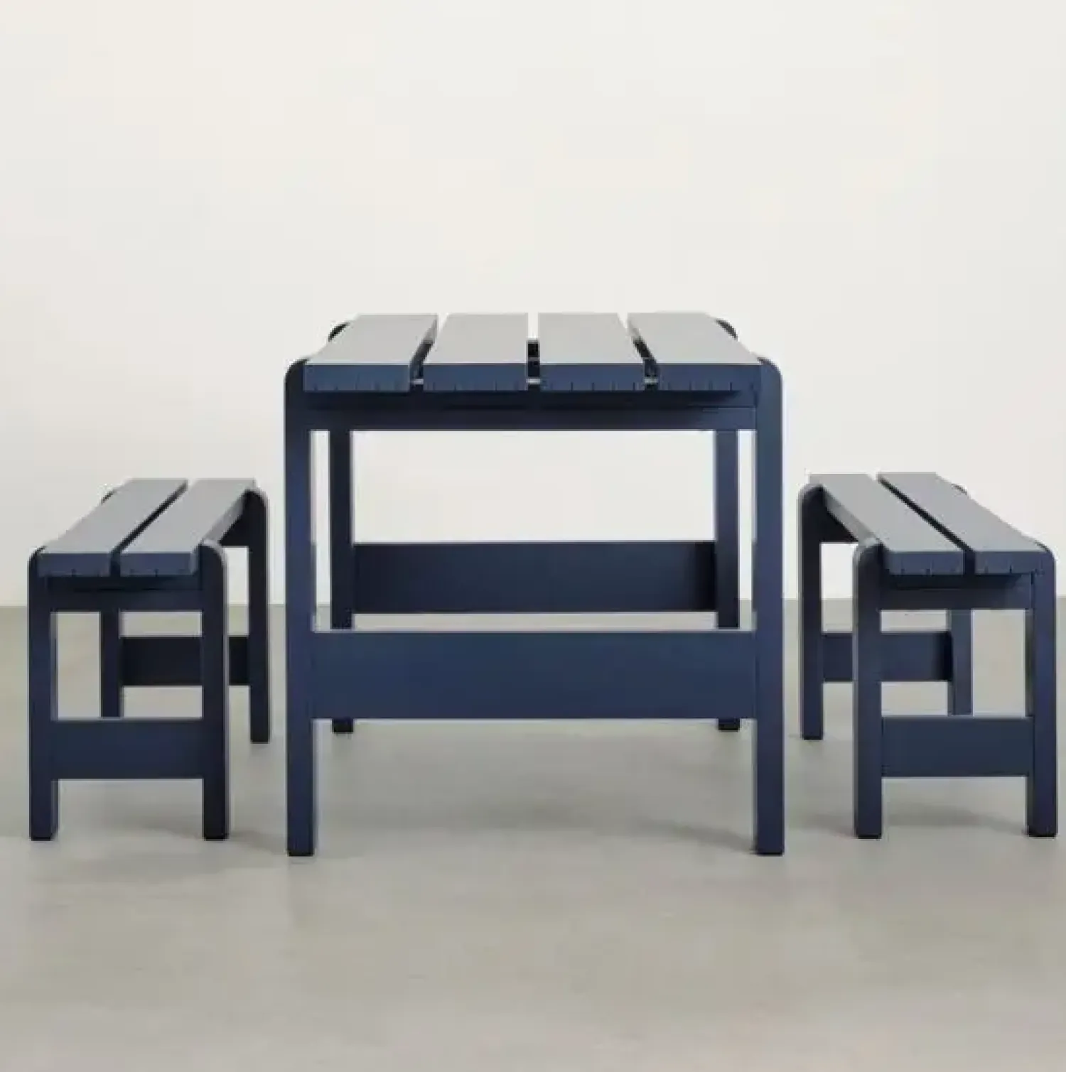 Weekday bænk - 140 cm - Blå - Steel Blue - Lakeret Fyrretræ / Pinewood*Hay Online