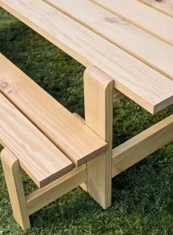 Weekday havebord - 180 cm - Lakeret Fyrretræ / Pinewood*Hay Best