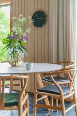 - Vægur - Lys Eg/Mørkegrøn - Guld visere - Ø38 cm^Hemverk Hot