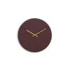 - Vægur - Mørk Eg/Burgundy - Guld visere - Ø28 cm^Hemverk Clearance