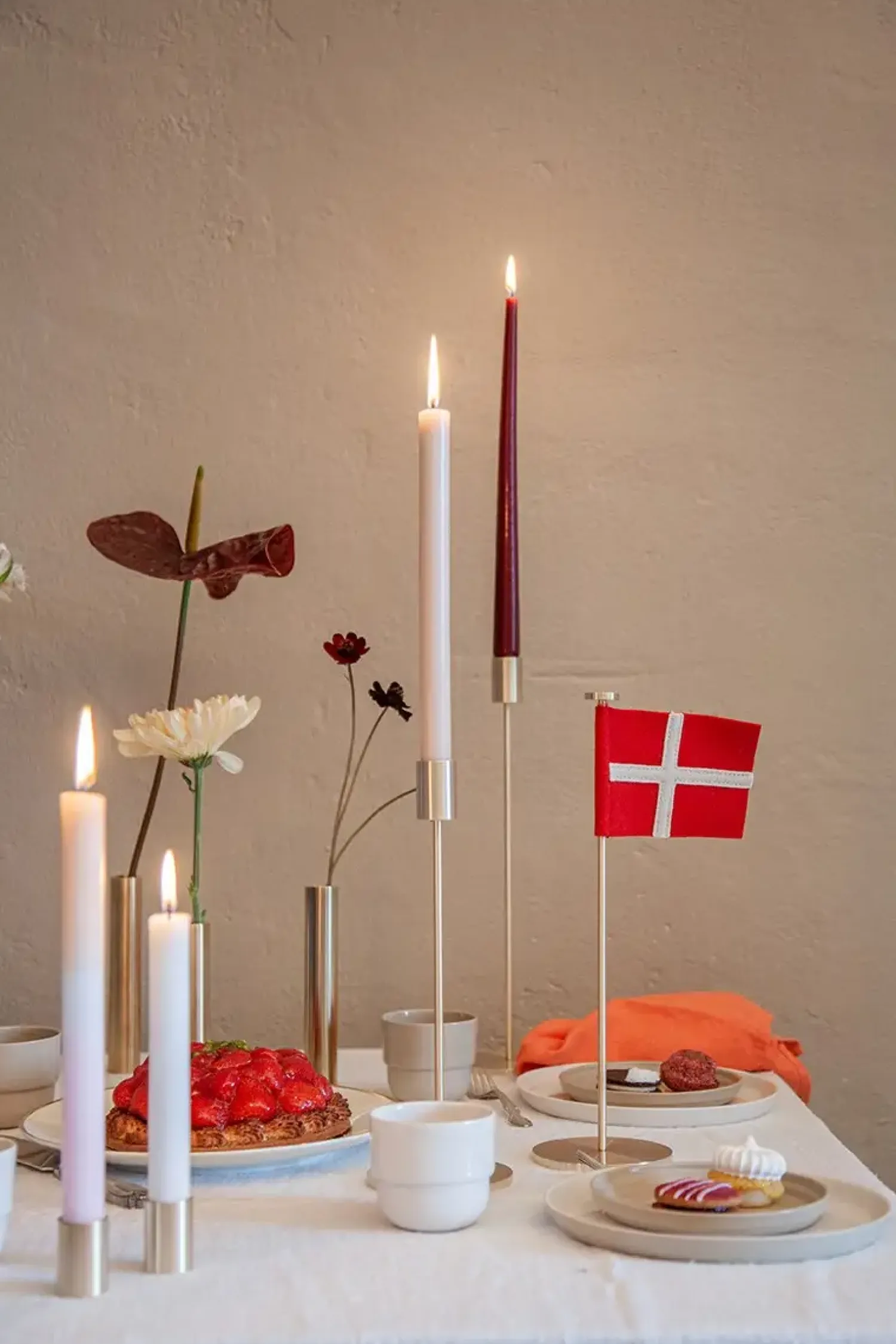 - High Light lysestage - Rustfrit stål - H28 cm*Hove Home New