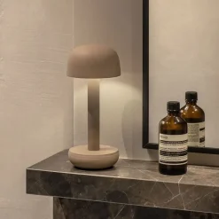 - Bordlampe Two - Beige*Humble Lights Hot