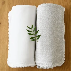 - Tæppe/klud - Pom Pom Muslin Blankets (2-pack) - Hvid/Grå*Jack o Juno Best