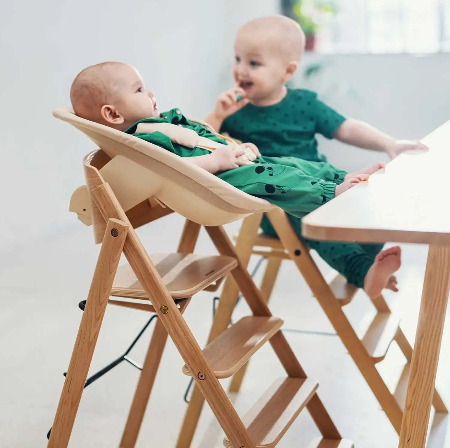 - Højstol - KLAPP® - Sammenklappelig - Eg^KAOS New