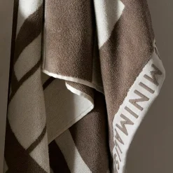 - Håndklæde - Minimal Towel - Beige - L^Kristina Dam Best