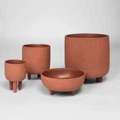 - Urtepotte - Bowl - Red - M*Kristina Dam Best