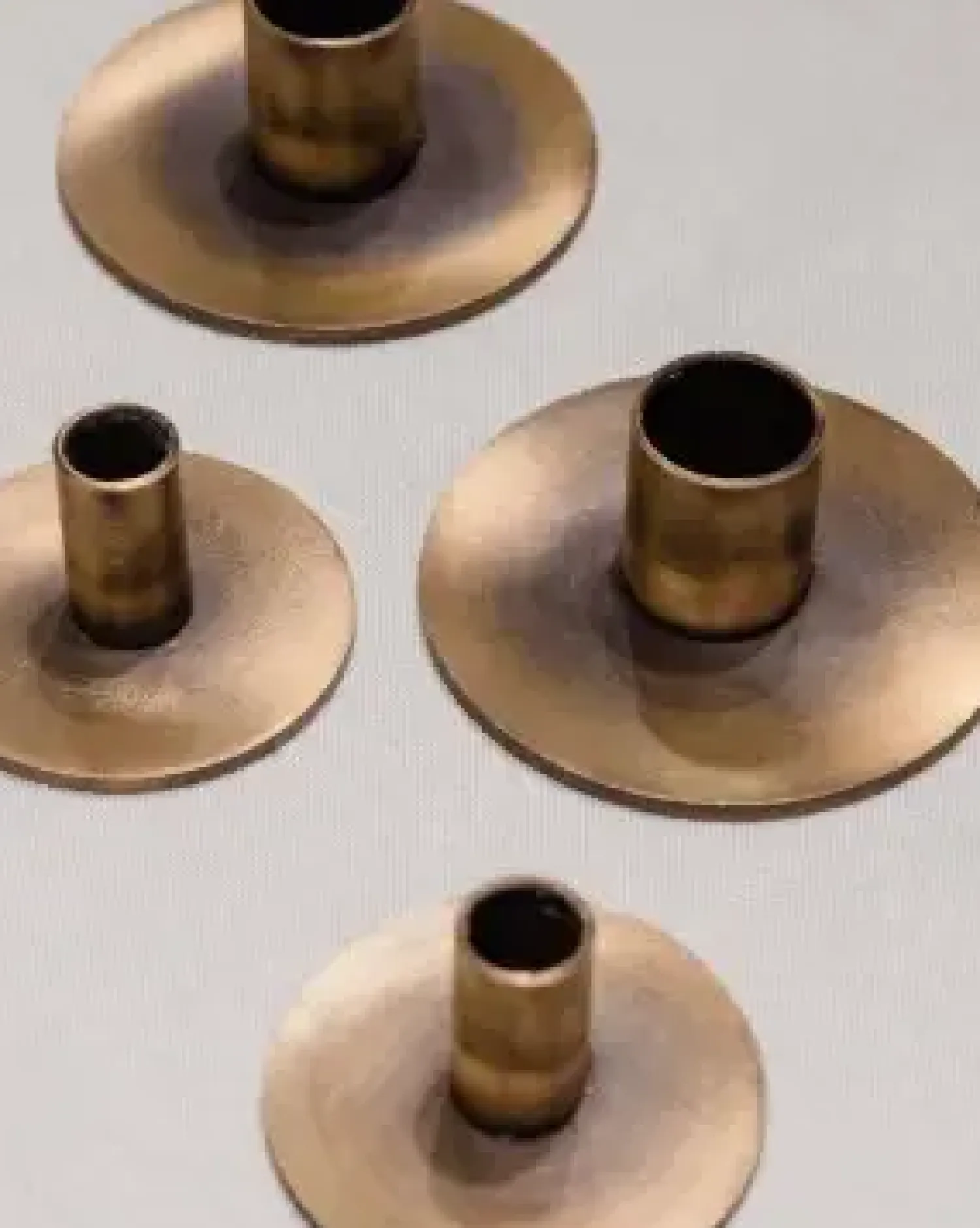 - Circle lysestage Ø 2,2 cm - Burned*Kunstindustrien Outlet