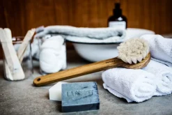 - flydende håndsæbe 450 ml. (SALVIE/ROSMARIN/LAVENDEL )*L:A Bruket Clearance