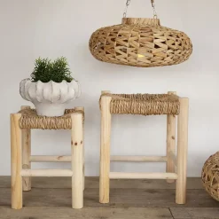 - Træskammel med fletsæde, sæt á 2 str.^La Vida Hot