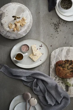 - Amera middagstallerken 29x22,5 cm. beige*Lene Bjerre Hot