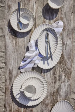 - Camille fad 22,5x15,5 cm. råhvid*Lene Bjerre Clearance