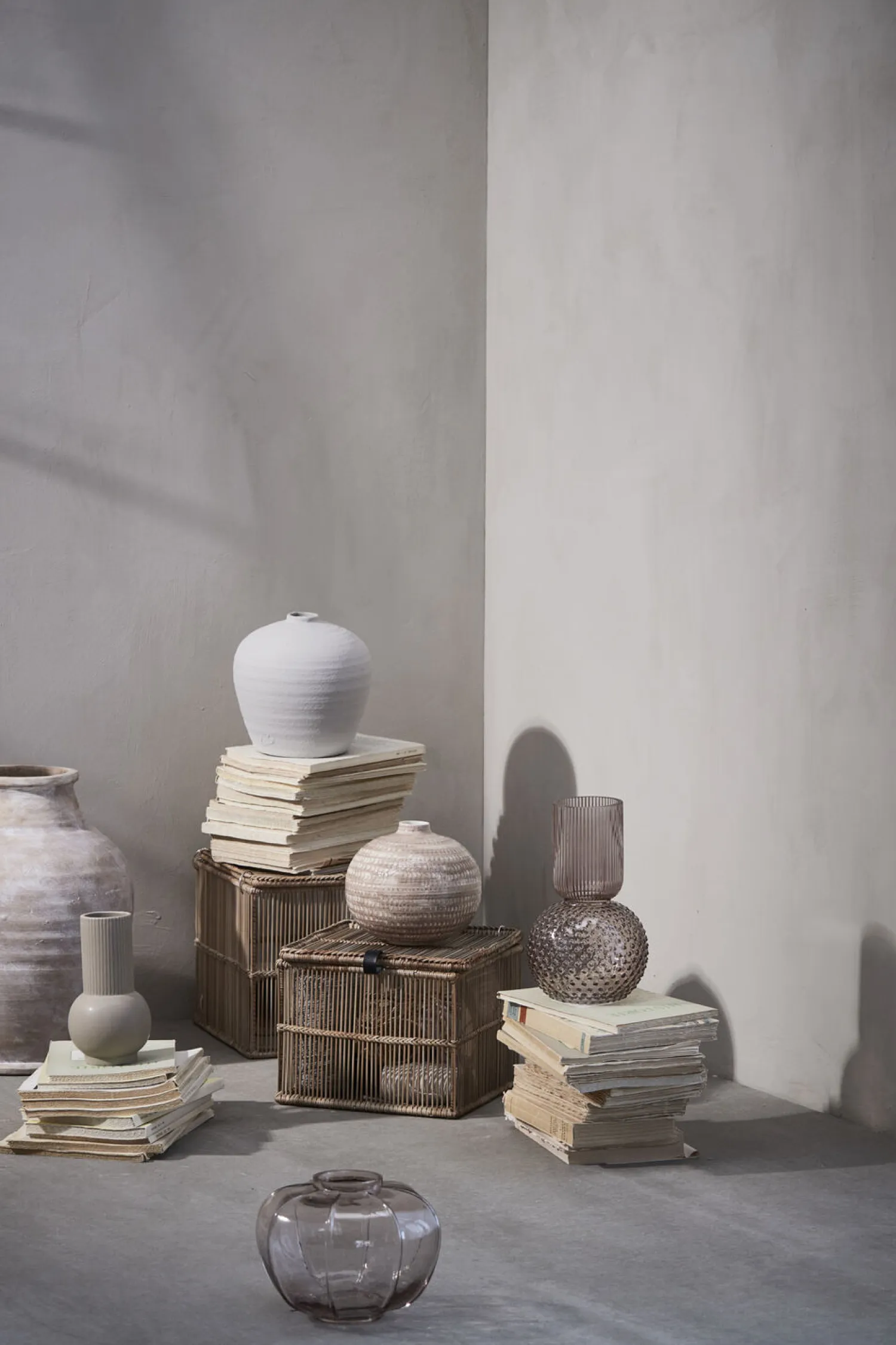 - Dornia vase H15 cm. mørkegrå^Lene Bjerre Discount