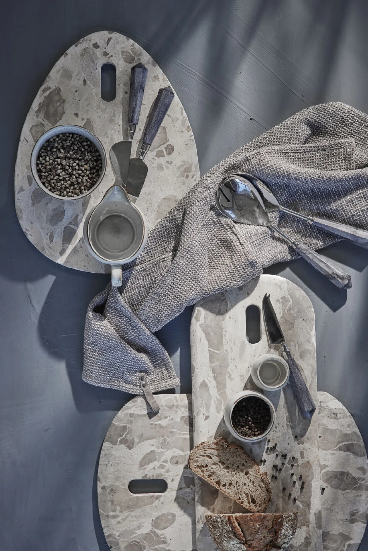 - Ellia skærebræt 40X30 sand Marmor^Lene Bjerre Outlet