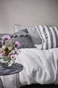 - Fiona pude 60x40 cm. mørkegrå*Lene Bjerre