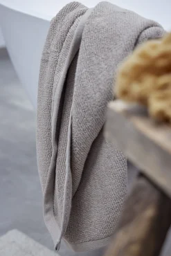 - Molli badehåndklæde 140x70 cm. sand^Lene Bjerre Sale