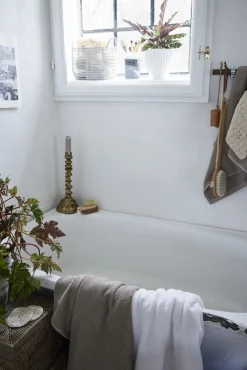 - Molli badehåndklæde 140x70 cm. sand^Lene Bjerre Sale